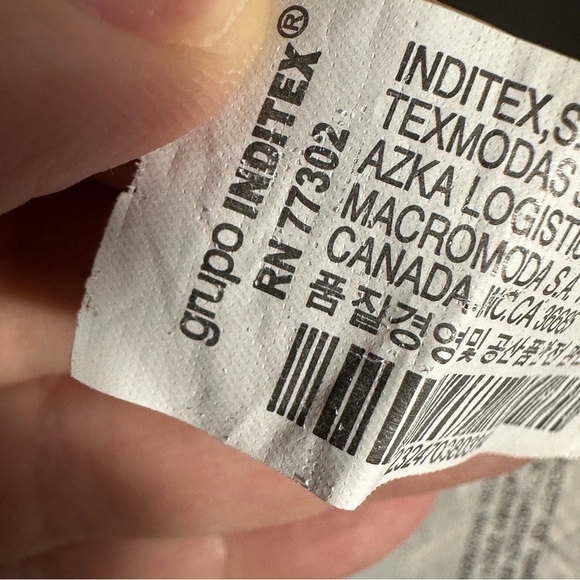 Zara Kids sz 13-14 gray crewneck sweater w/pearl detail, soft, textured - Picture 7 of 9